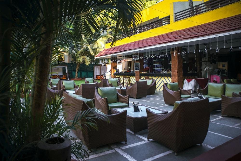 Adamo The Bellus Calangute Hotel Bagian luar foto