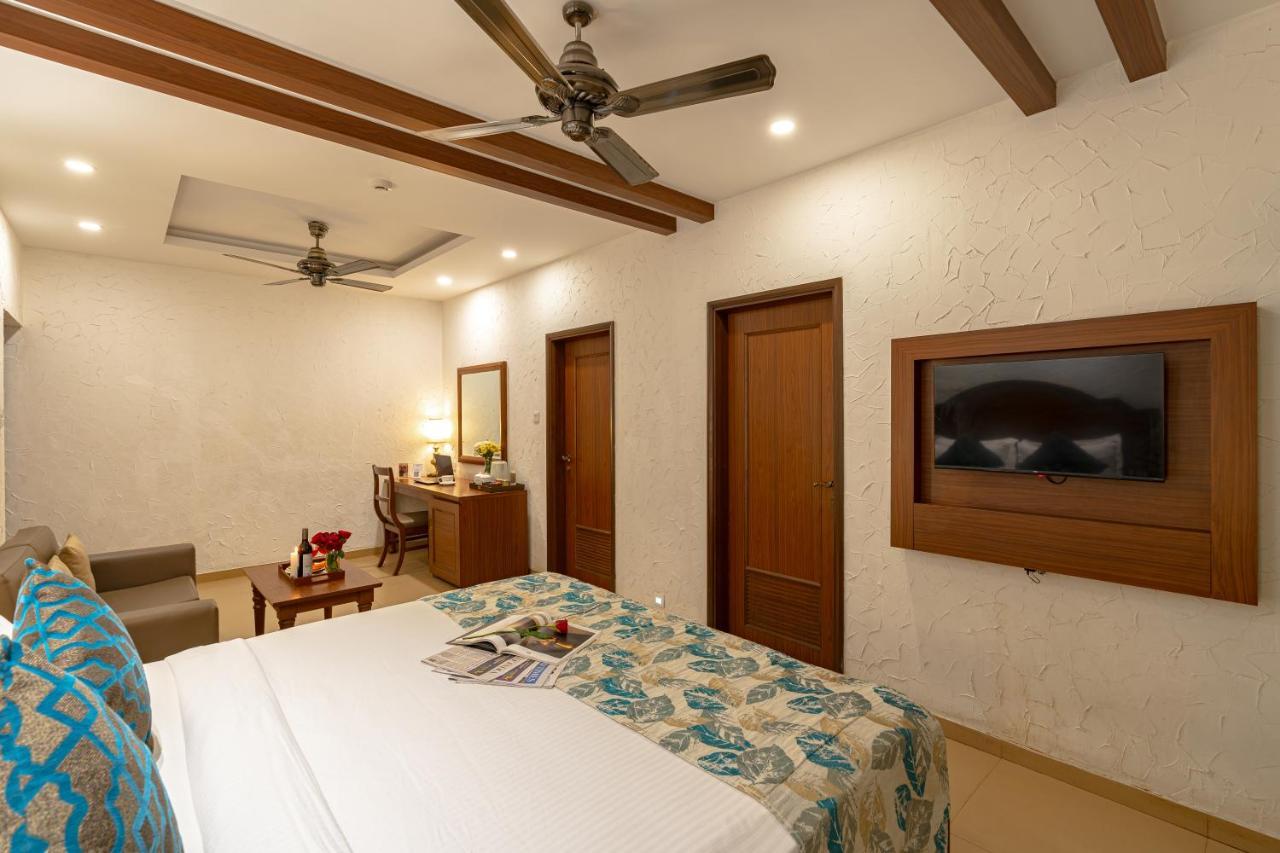 Adamo The Bellus Calangute Hotel Bagian luar foto