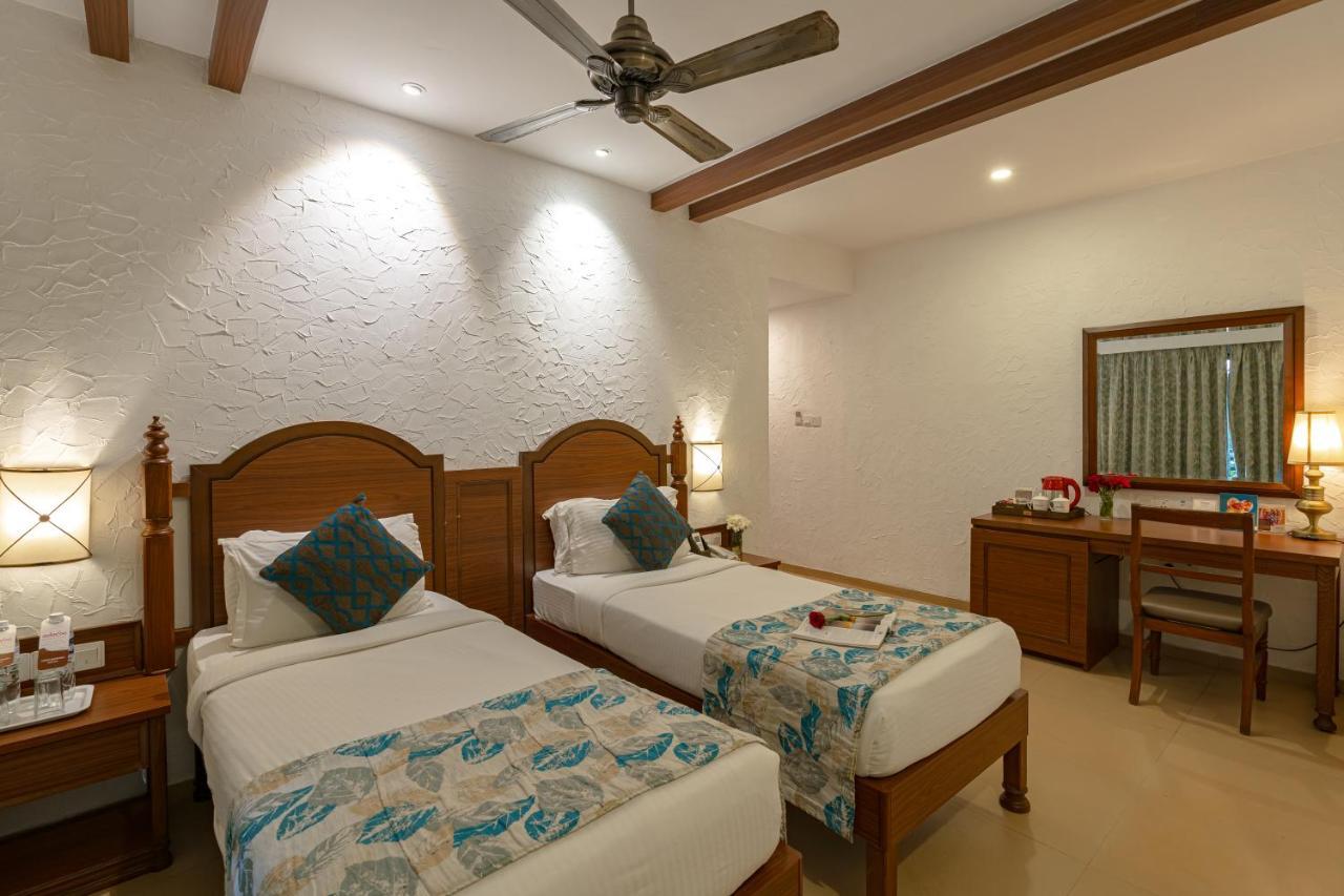 Adamo The Bellus Calangute Hotel Bagian luar foto