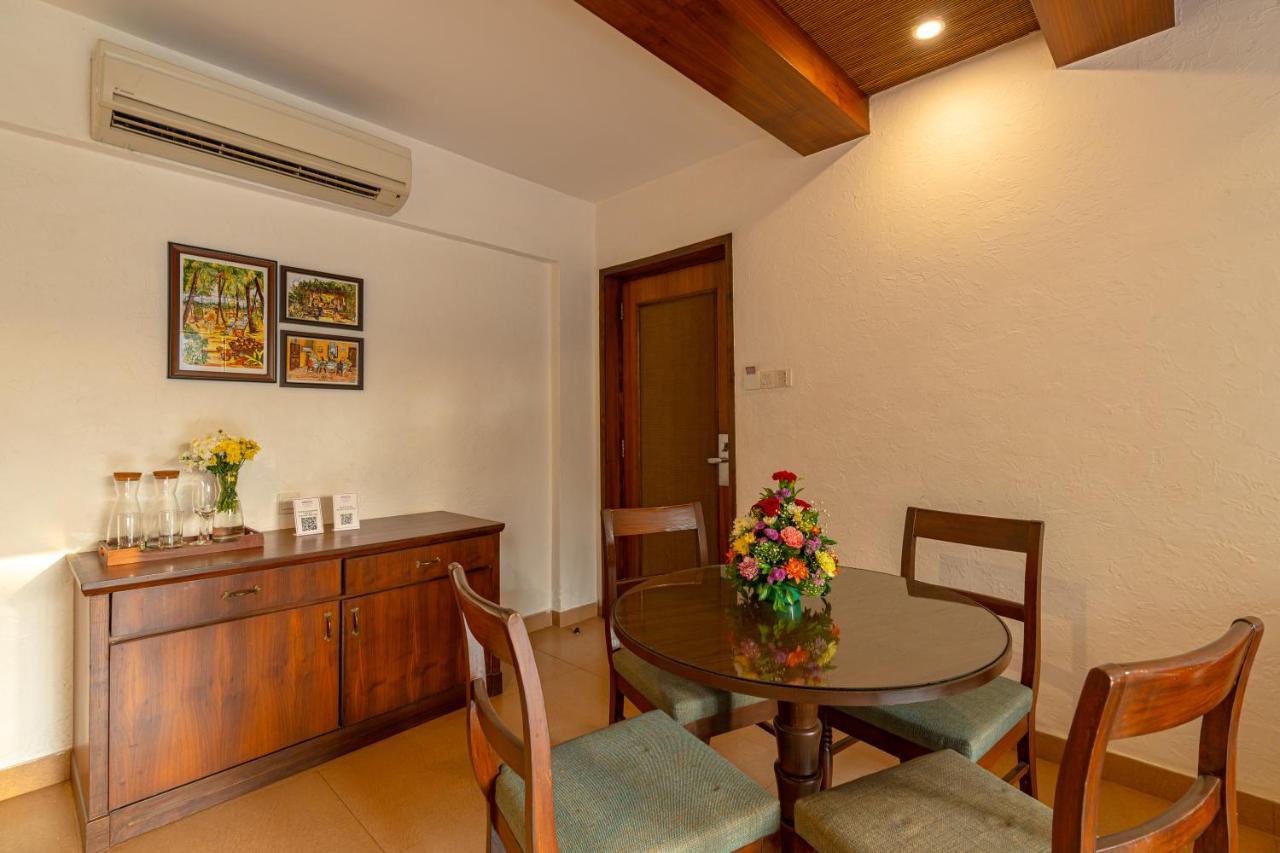 Adamo The Bellus Calangute Hotel Bagian luar foto